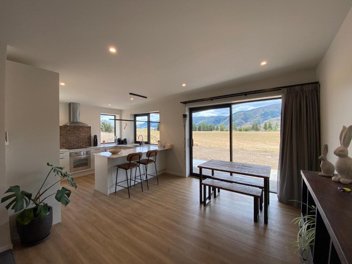 Relax In Rural Wanaka Vila Queensberry Exterior foto